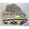 Image 1 : MENS LARGE COWICHAN WOOL SWEATER ZIP FRONT-ESTATE