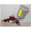 Image 1 : GRAVITY FEED PAINT GUN NEEDS CLEANING