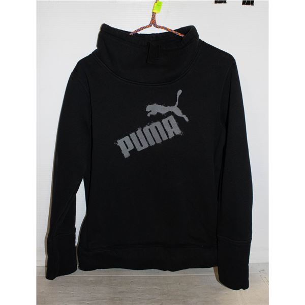 LADIES LARGE PUMA SWEATER  BLACK