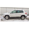 Image 1 : 2015 VOLKSWAGEN TIGUAN 2.0 TSI 4 MOTION