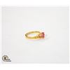 Image 2 : 10K YELLOW GOLD RING W/PINK HEART SHAPED STONE