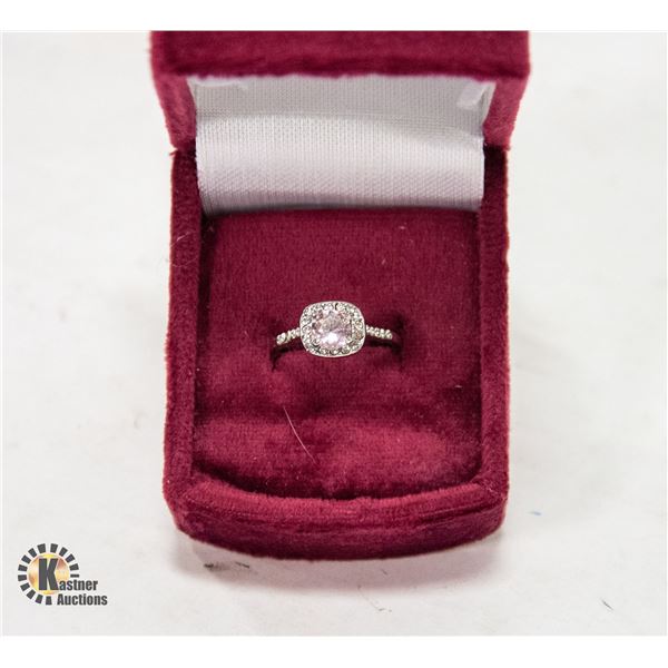 LIGHT PINK CUT CENTRE STONE RING SZ 7