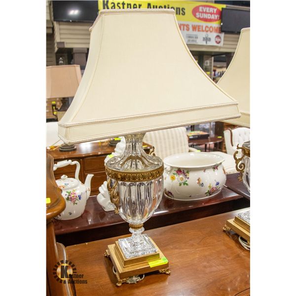 VINTAGE GLASS TABLE LAMP 33"