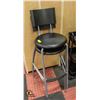 Image 1 : PAIR OF BAR STOOLS