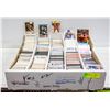 Image 1 : BOX OVER 4000 HOCKEY CARDS