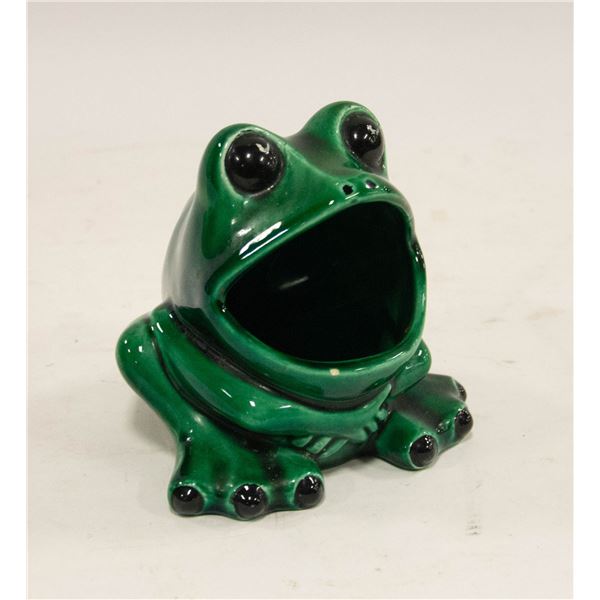 KITCHEN SINK FROG