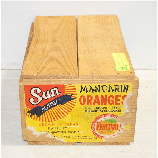 VINTAGE SUN MANDARIN ORANGES WOODEN BOX