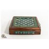 Image 1 : MEXICAN MAYAN CHESS BOARD SET COMPLETE