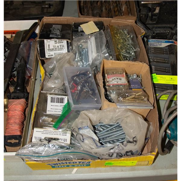 FLAT OF SCREWS & NAILS