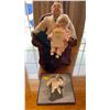 Image 1 : Grandpa With Granddaughter Dolls 10H