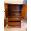Image 5 : Vintage Solid Hardwood Cabinet Dresser With 3 Drawers 34Lx17Dx55H