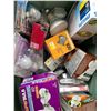 Image 2 : Assorted Light Bulbs With Rubbermaid Bin With Lid