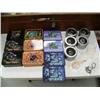 Image 1 : Lot of: 10 boxed knives; 5 watches; 3 freshwater pearl necklaces (80)