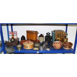 Lot of collectibles (76)