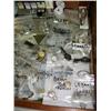 Image 4 : Entire case of watches, jewelry, earrings, rings, pearls (78)
