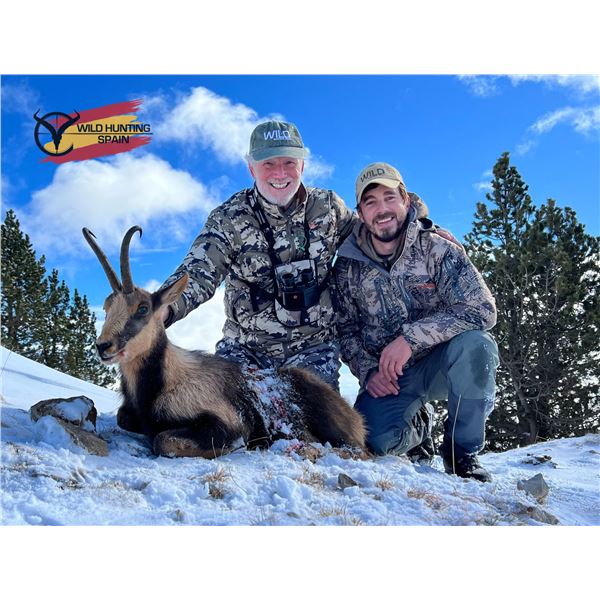 2 Day PYRENEAN CHAMOIS Hunt, a wine-tasting session and a 1 Day Barcelona city tour, for 1 HUNTER an