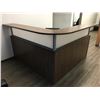 Image 3 : MODERN MOCHA FINISH RECEPTION COUNTER DESK SET WITH CHROME & BLACK OFFICE CHAIR