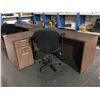 Image 2 : MODERN MOCHA FINISH 2PCS OFFICE DESK SET WITH OFFICE CHAIR