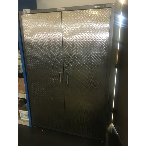 MASTERCRAFT ALUMINIUM CHECKER-PLATE FRONT 2 DOOR SHOP CABINET W/CONTENTS