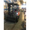 Image 1 : *LD* DOOSAN 33 PRO5 DIESEL POWERED FORKLIFT (5395 HRS.)-2 STAGE MAST/4 HYDRAULIC CONTROLS