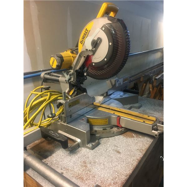 DEWALT DWS780 DOUBLE-BEVEL SLIDING COMPOUND MITRE SAW