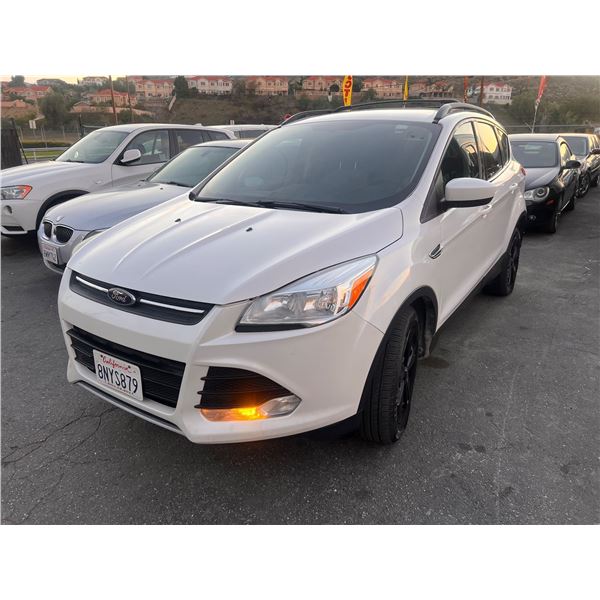 2014 Ford Escape - CLEAN/ 116,982 Mi