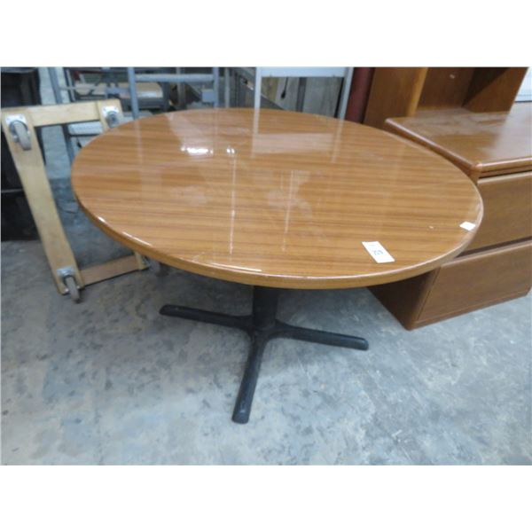 Glossy Oak Round Pedestal Dining Table