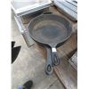 Image 2 : Cast Skillets 2, Wok Pans - 2