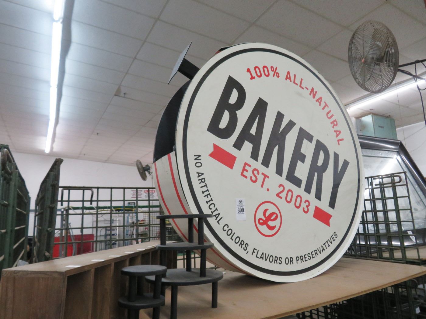 Bakery Round Wall Sign, Wooden Displays
