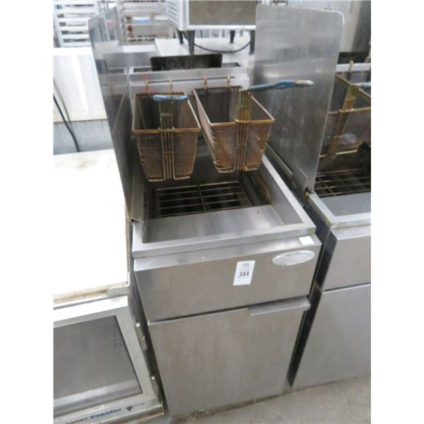 Atosa Gas Deep Fryer w/Side Splash