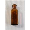 Image 3 : Vintage Amber Skull and Crossbones Poison Iodine Bottle