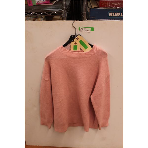 * Women's Zara Sweater - Size Small