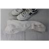 Image 2 : Women's New Balance Sneakers Size 9 and Socks