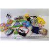 Image 1 : Headphones & Assortment of Small Toys - Beads