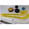 Image 3 : (5) Plastic Hockey Sticks - Toy Pucks & Balls