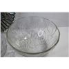 Image 2 : (3) Glass Plates - (3) Glass Bowls
