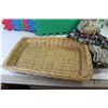 Image 4 : *(6) Foam Mats - Wicker Baskets - Bear Grocery Bag Holder