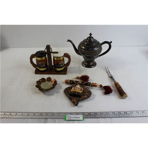 Teapot, Salt and Pepper Shakers, Asian-Inspired Decoration, Misc.