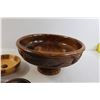 Image 5 : (2) Wooden Bowls, Coasters, Decorative Apple