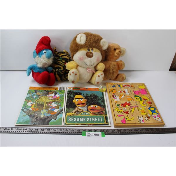 Lot of Retro Childrens Toys: (3) Puzzles, (4) Stuffies including Papa Smurf