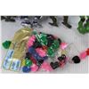 Image 3 : Plastic Ninja Toys, Pom Poms, etc.
