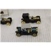 Image 5 : Antique Car Display + (10) Antique Car Toys
