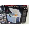 Image 2 : Traveller II Electronic Cooler/Warmer (NIB)