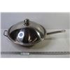 Image 1 : Paderno Pot w/Lid (14" wide)