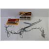 Image 5 : Fishin Supplies - Hook Pliers - Fish Chain