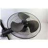 Image 3 : *Black Fan (working)