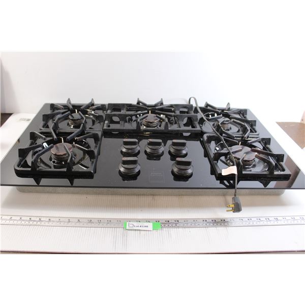 Natural Gas  Stovetop Range - Works   Cord is to run the clock