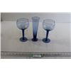 Image 1 : (3) Blue Glasses