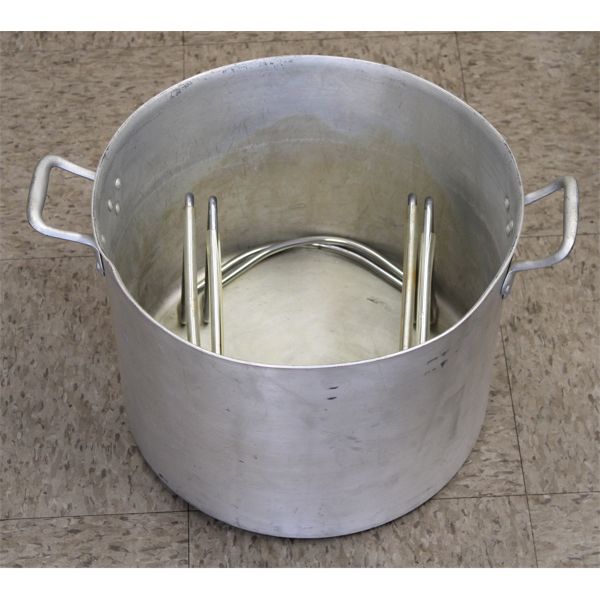 TURKEY COOKING POT W/ INSERTS