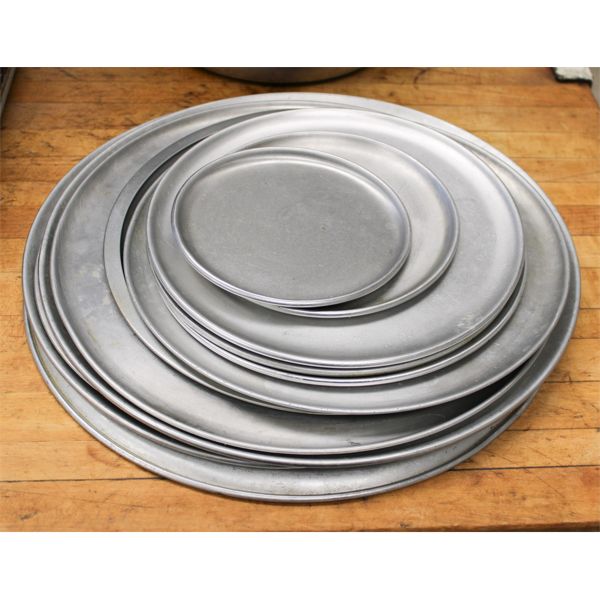 12 ASSORT. PIZZA TRAYS